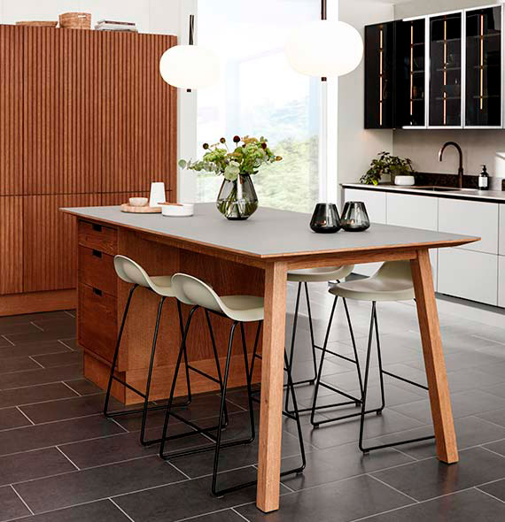 Spisestuen rykker ind i køkkenet